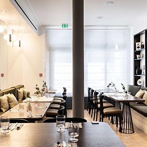 Best Western Premier The Blake Paris Gare Saint Lazare